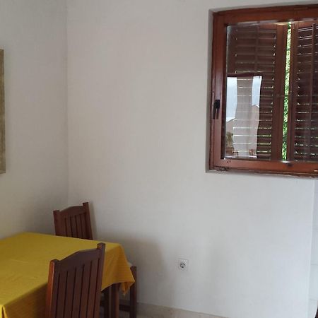 Apartments Almaja Villa Petrovac Room photo