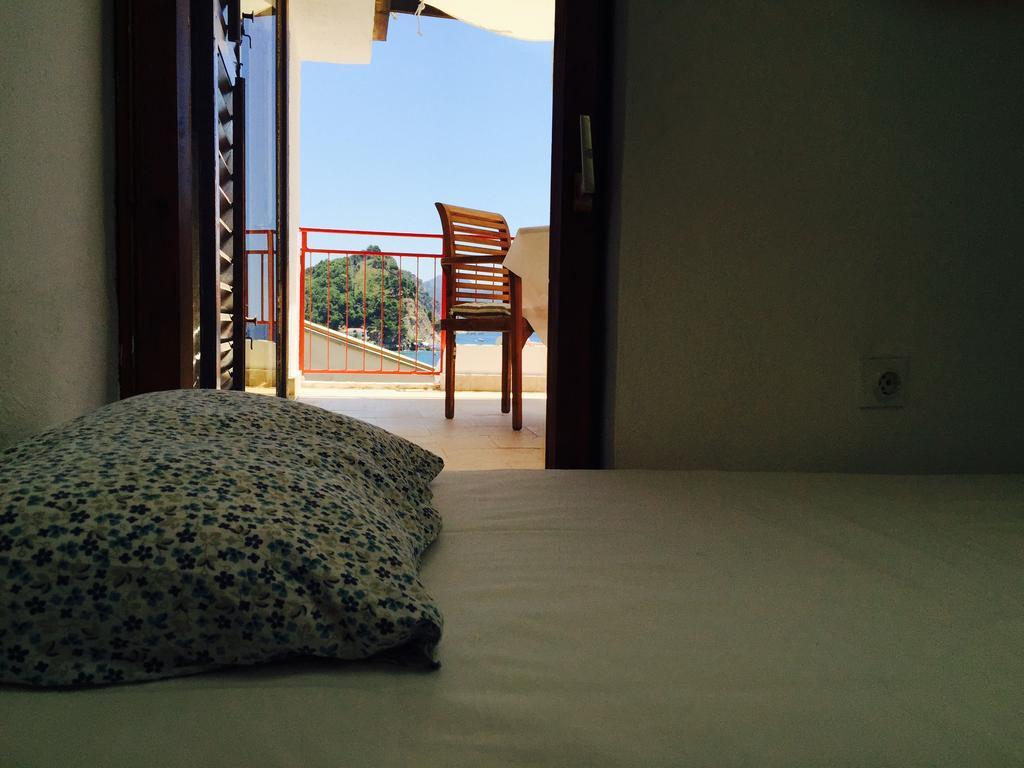 Apartments Almaja Villa Petrovac Room photo