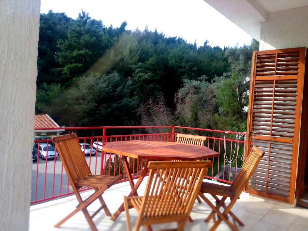 Apartments Almaja Villa Petrovac Room photo